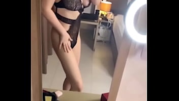 Sizzling Teen Amateur Compilation: Arabian Snowwhite’s Sensual Dance And Modeling In Los Angeles