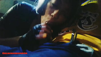 Fucking A Hot Female Cop In The Backseat – Full Video On Red