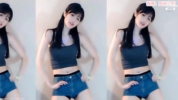 Chinese Girl Twerking Back To Tease The Boys
