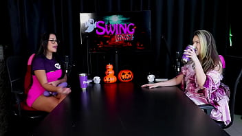 Raphaela Savanah’s Halloween Confession: Craving Trans Sex, Skipping Gangbangs, And Her Wild Swinger House Experience