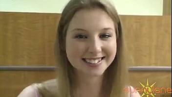 Sunny Lane’s Naughty Hospital Encounter: Blonde Babe Bends Over For Public Pleasure