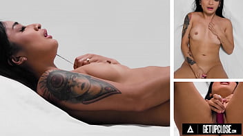 Intimate Ecstasy: Avery Black’s Natural Beauty Unleashed In A Raw Solo Masturbation Scene