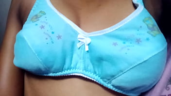Desi Beauty Blessed With Incredible Natural Tits