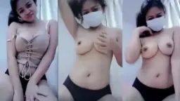 Fifi Goyang Payudara Montok Di Depan Kamera, Menggairahkan Dan Liar