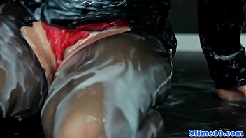 Fiery Ginger Gangbang: Euro Gloryhole Cock Tugging Extravaganza
