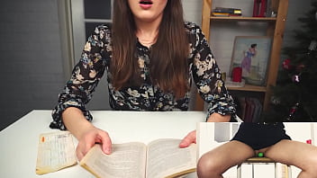 A Hot Co-ed Rides Her Vibrator While Racing To Finish A Steamy Novel.