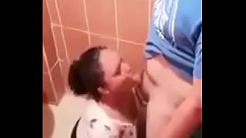 Desi Bhabhi Betrays Husband With Deepthroat Blowjob For Boyfriend