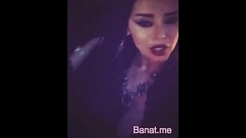 Arab Babe’s Voluptuous Curves In A Sizzling Video