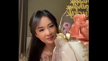 Chinese Tiktoker’s Wardrobe Malfunction Goes Viral