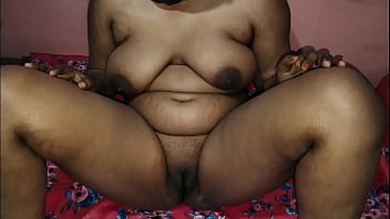 Blindfolded Desi Bhabhi’s Sensual Surprise