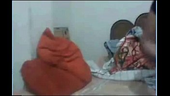 Andhra Bhabhi Exposing It All Fresh And Raw