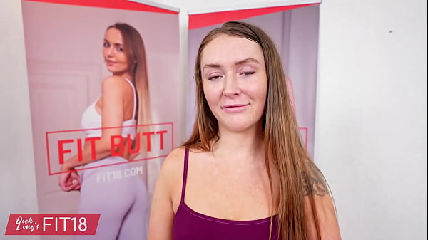 Pov: Casting Curvy Amateur Chloe Marie, Her Sweet Pussy Peeking From Tight Yoga Pants