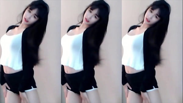 Chinese Babe Rides The Roller Coaster