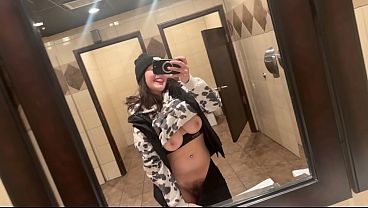 Bringing The Milf Home From The Club To Fill Her Up