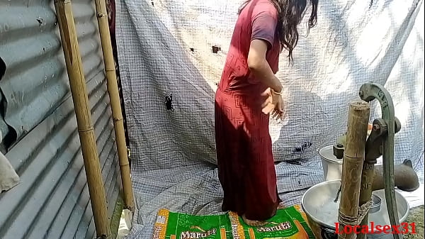 Desi Wife Gets Filthy In Outdoor Bathroom Fuck Session