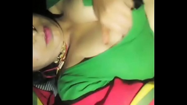 Desi Aunty’s Big Tits On Full Display