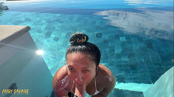 Barely Legal Babe Sucks Cock In Costa Rica’s Infinity Pool