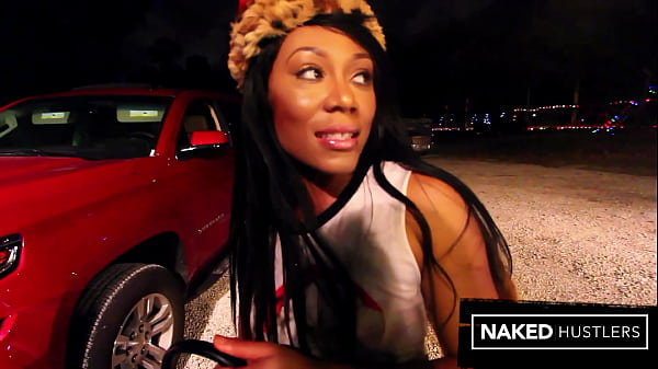 Thick And Curvy Ebony Jayla Foxx Getting Naughty In The Christmas Tree Lot