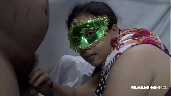 Velamma Bhabhi’s Desi Mouthwatering Cock Worship