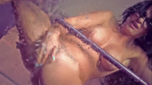 Brunette Cam Slut Fingers Her Dripping Wet Pussy