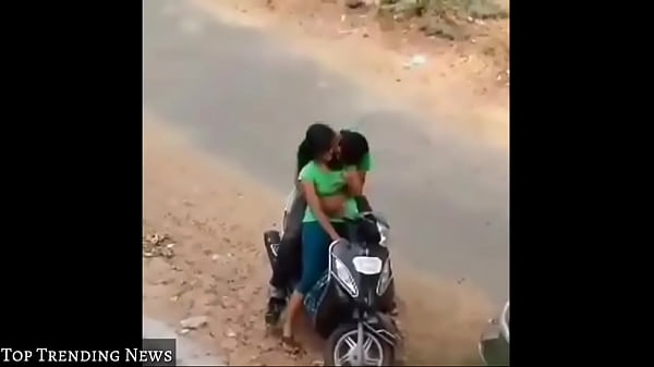 Sizzling Indian Bhabhi Gets Naughty With Her Ex-lover In 2018