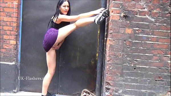 Amateur Slut Carmels Public Pussy Play And Outdoor Flashing Exhibition
