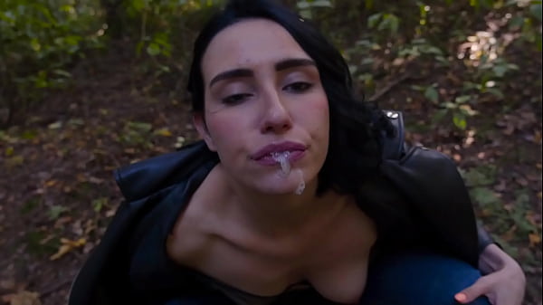 Outdoor Park Seduction: Public Agent’s Raw Encounter With Mouthful Climax And Passionate Kisses