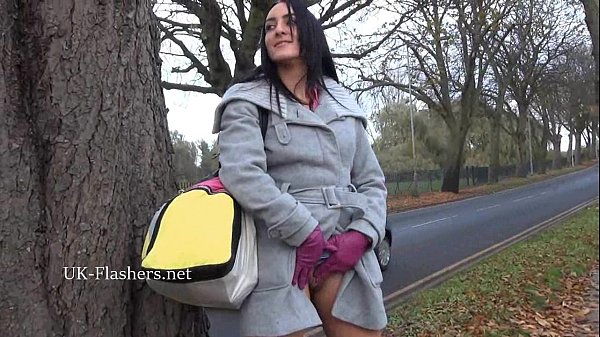 Chloe Lovette’s Risky Public Flashing: Naughty Exhibitionists Unleashed