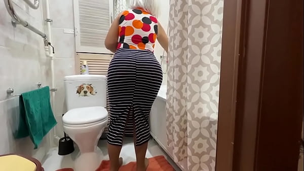 Rough And Ready: Taking A Homemade Mature Ass From Behind