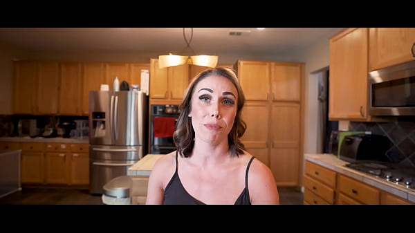 A Dirty Bargain With My Girlfriend’s Smoking Hot Mother