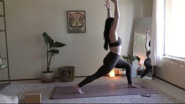 Toned Booty & Tight Core: Barre & Yoga Moves To Sculpt Your Sexiest Body