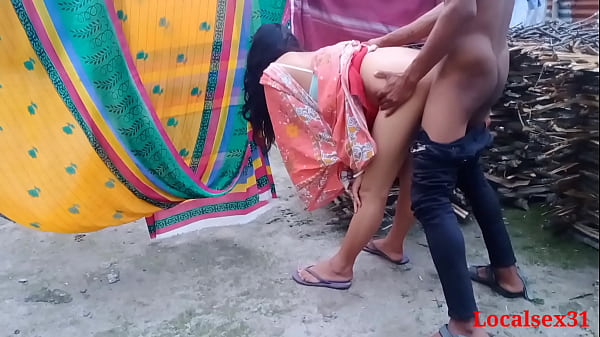 Desi Bhabi Gets Wild And Nasty In Public Outdoor Fuck Scene