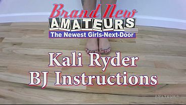 Plump Tattooed Milf Kali Ryder Devours Ass With Sloppy, Ravenous Tongue Worship