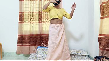 Spicy Desi Babe Gets Wild With A Sizzling Xxx Dance
