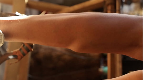 Sweaty Gym Slut Spreads Her Oiled-up Ass