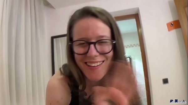 Hot Amateur American Teen Gulps Down The Cum