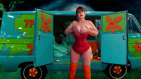 Velma’s Senior Sleuthing Session: Fingered And Licked To A Climactic Conclusion