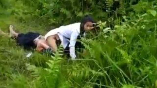 Caught A Horny College Couple Going At It Outdoors In India