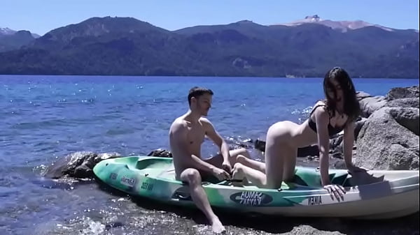 Wild Teens Caught Fucking On Public Beach – Massive Amateur Cum Blast