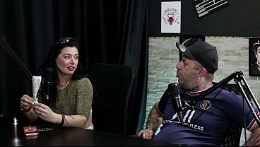The Gynecologist’s Dirty Rules, The Dwarf Is A Sleazy Deadbeat, And The Police Escort… – Monica Lima (moai Tv)