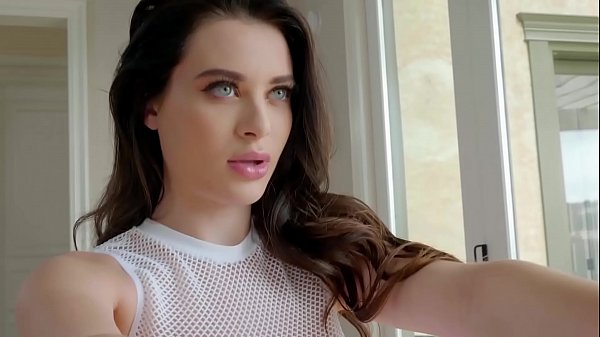 Mature Beauties Crave Massive Cocks – Amber Jayne & Danny D’s Nudist Debut – Brazzers