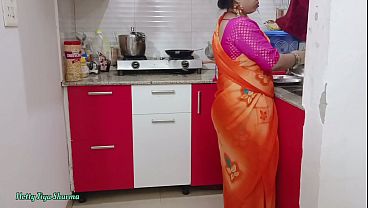 Desi Bhabhi Gets Pounded Hard By A Huge Cock In Her Own Kitchen