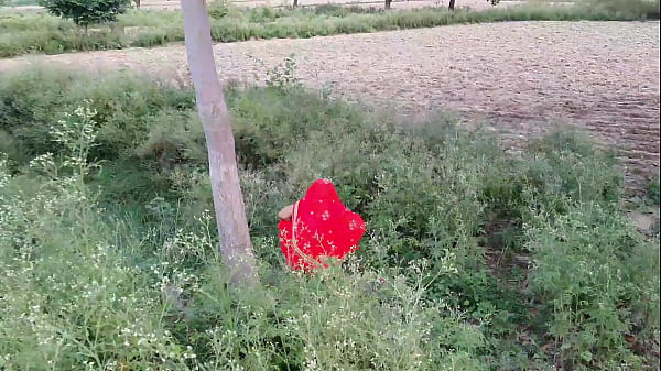 Sona Bhabhi’s Wild Outdoor Doggy Style Pussy Pounding With A Village Girl
