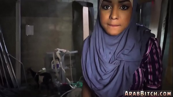 Arab Teen Girl And Muslim Woman At The Ass-dropping Spot, 23km Out Of Town