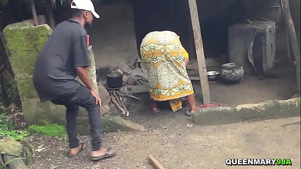 Spicy Tenant Banged The Landlord’s Wife Over The Kitchen Counter In Her Hometown Kitchen.