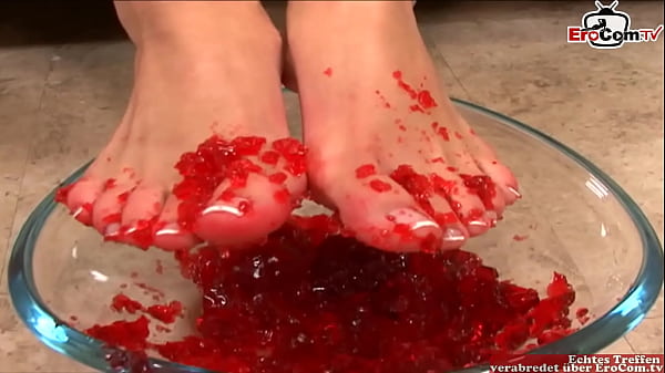 Naughty Brunette Teen Teases With Her Toes And Gets A Creamy Finish All Over Them
