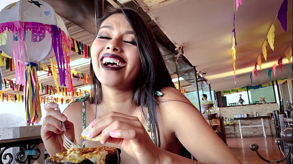Mexican Teen At The Restaurant, Waiting For Her Man—cash For Pussy.