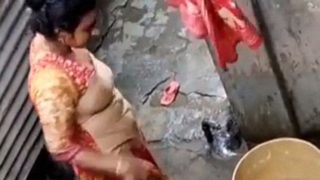 Secret Hidden Cam Footage Of Bangladeshi Bhabhi In The Shower