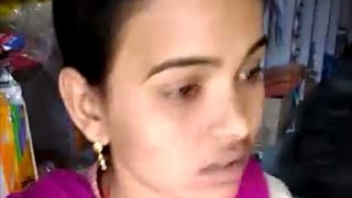 Shopkeeper Got Her Mouth On His Dick Mms Leaked