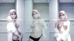 Watch This Hot Hijab Babe Camilla 6 Get Wild On Cam
